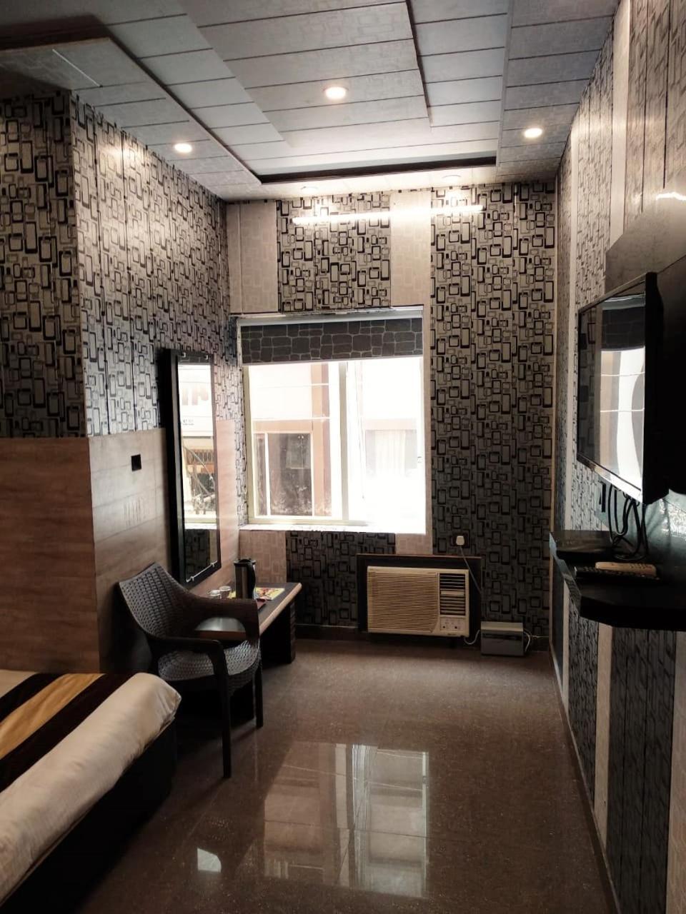 Grg Pardesi Hotel Haridwār Zewnętrze zdjęcie